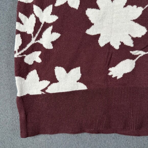 LOFT Outlet Womens Medium Red White Floral Round Neck Pullover Sweater - Picture 2 of 8